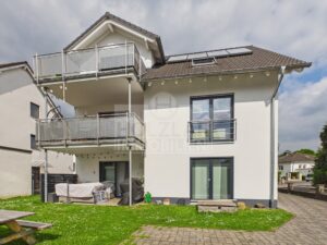 Hausrückseite