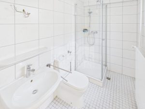 Duschbad Einlieger